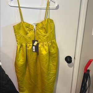 Elegant Yellow Midi Dress